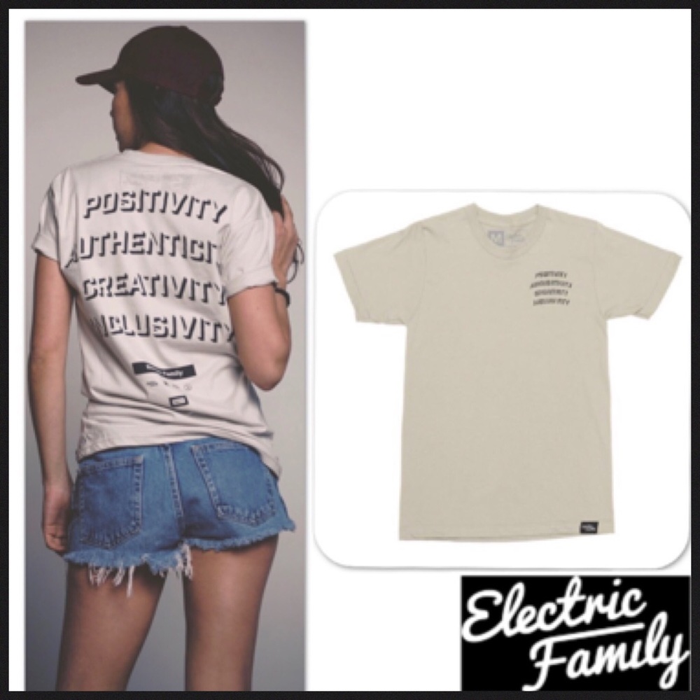 Last 1! ELECTRIC FAMILY Mantra graphic tee small - Picture 1 of 8