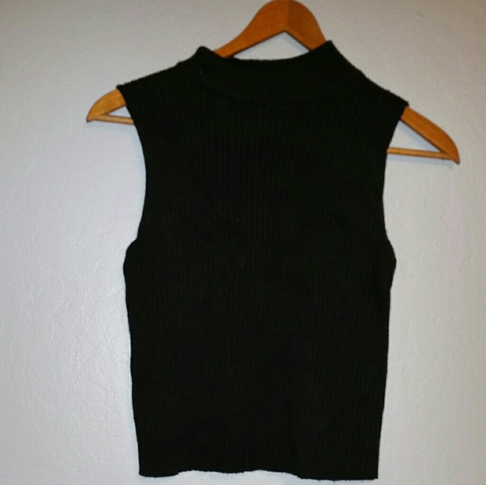 Crop top 4 FOR 15!!!!