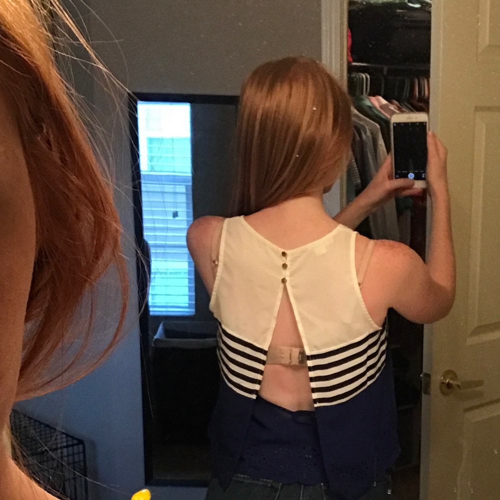 Open back Tank Top - Picture 2 of 6