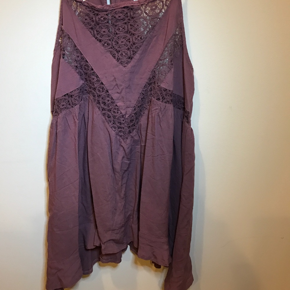 Adorable muave lace tank top