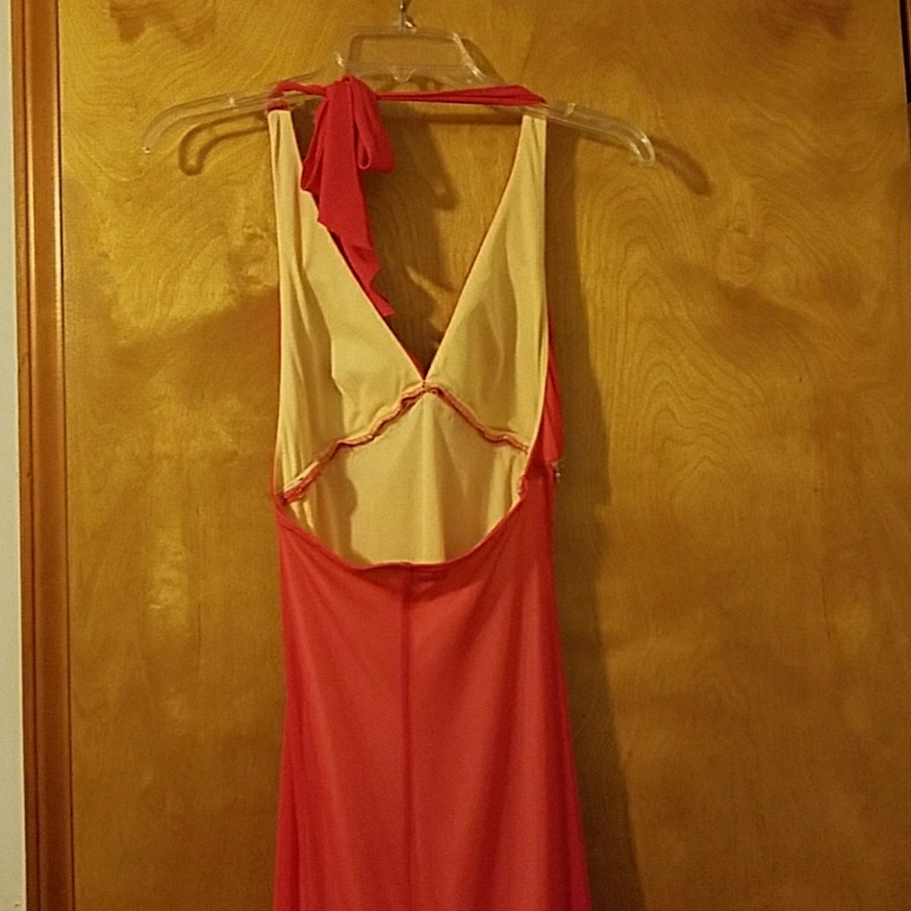 Dress - Picture 3 of 4