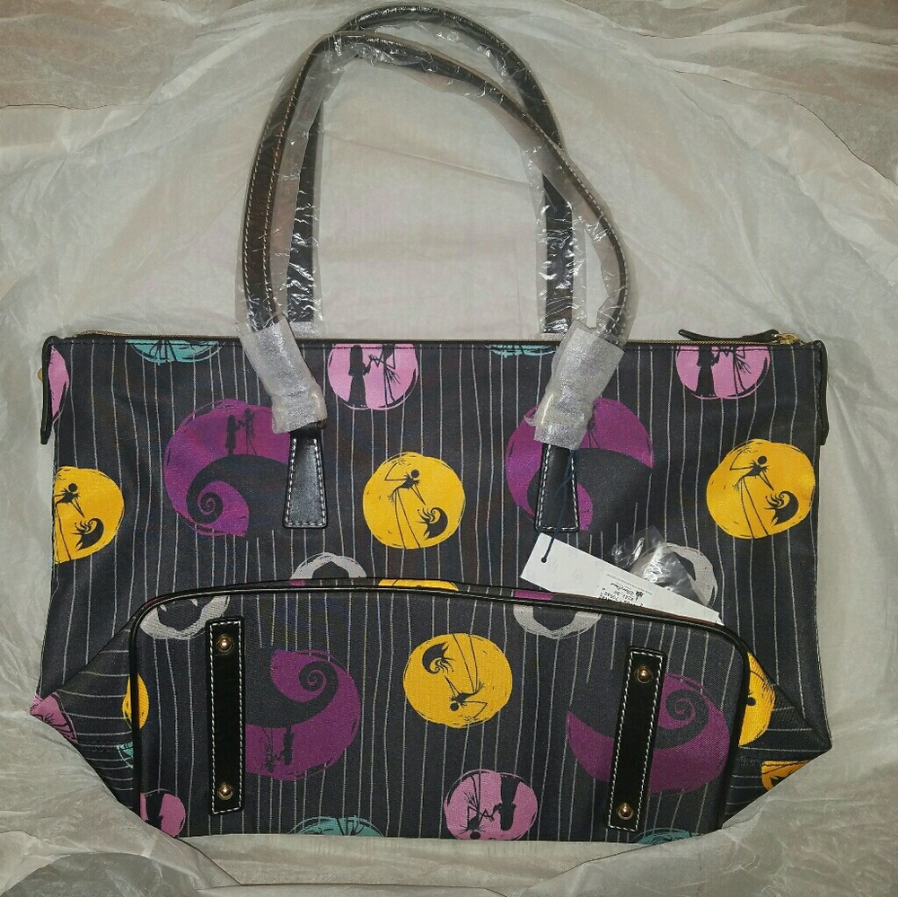 🌟SOLD🌟Dooney Bourke Nightmare Before Christmas - Picture 2 of 4