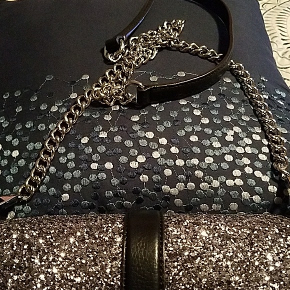 REBECCA MINKOFF CROSSBODY LARGE(FINAL REDUCTION) - Picture 5 of 7