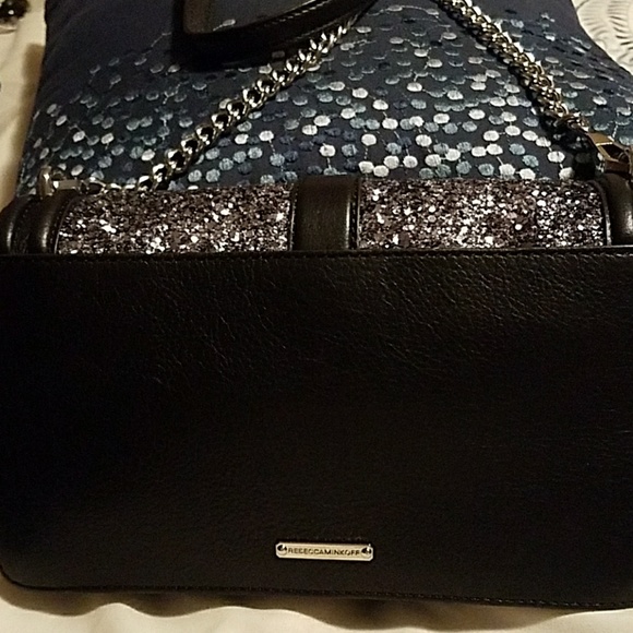 REBECCA MINKOFF CROSSBODY LARGE(FINAL REDUCTION) - Picture 6 of 7