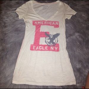 American eagle tshirt.