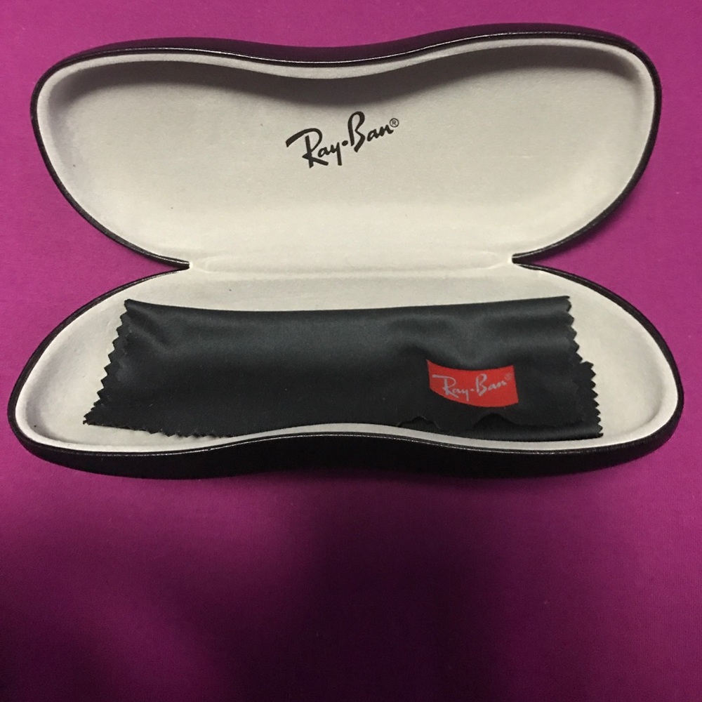 Ray Ban case and cloth wipe