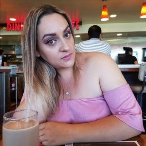 Meet your Posher, Natalie