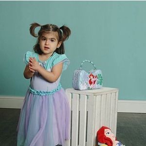 Meet your Posher, Yvette