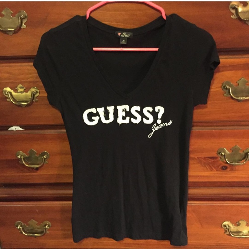 Black guess shirt