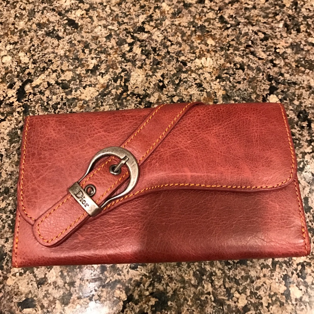 Dior clutch!