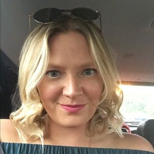 Meet your Posher, Annika