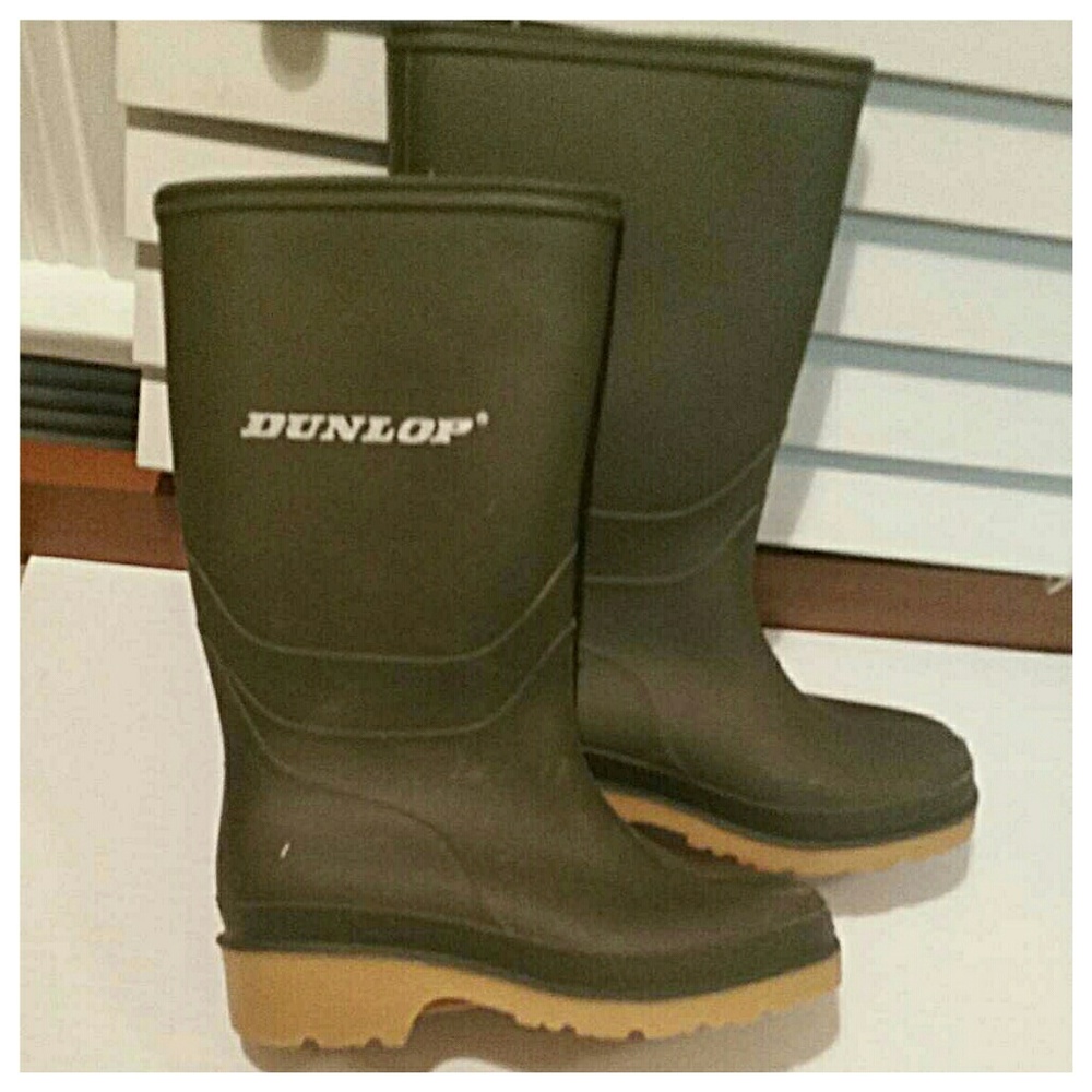 Dunlop kids army green rain boots
