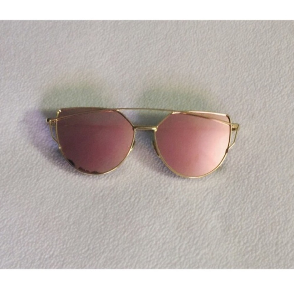 NEVER USED, stylish sunglasses - Picture 2 of 5