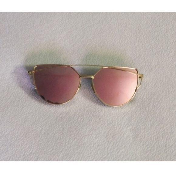 NEVER USED, stylish sunglasses - Picture 2 of 5