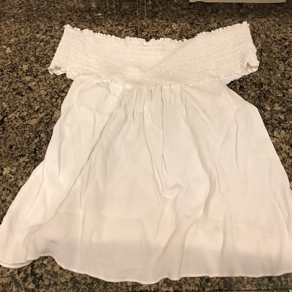Brandy Melville Seymour top!