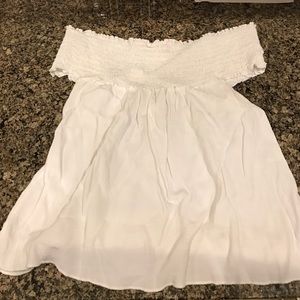 Brandy Melville Seymour top!