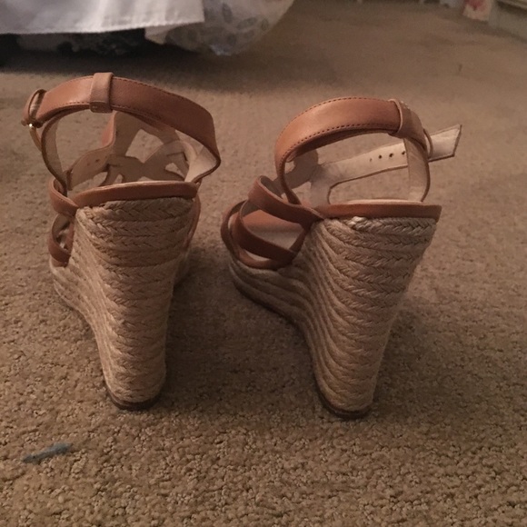KORS, Michael Kors tan wedges - Picture 2 of 4