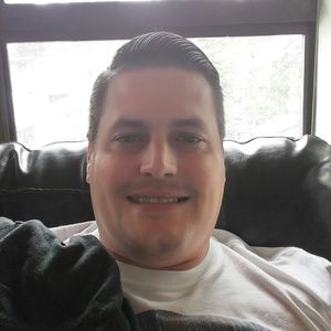 Meet your Posher, Troy