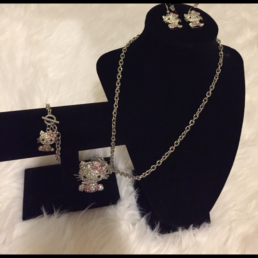 Hello kitty set