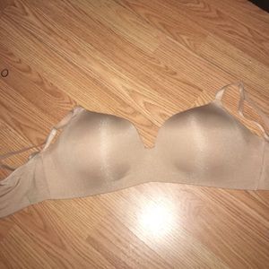 Victorias Secret No Wire bra
