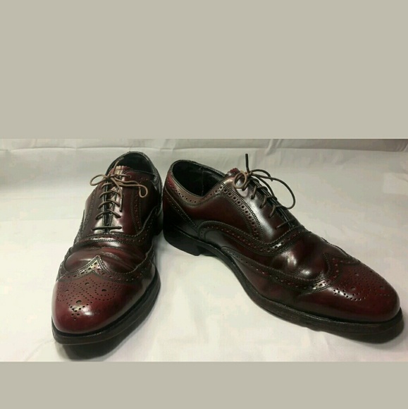 Florsheim Other - Vintage Wingtips by The Florsheim Shoe Co SZ 9.5