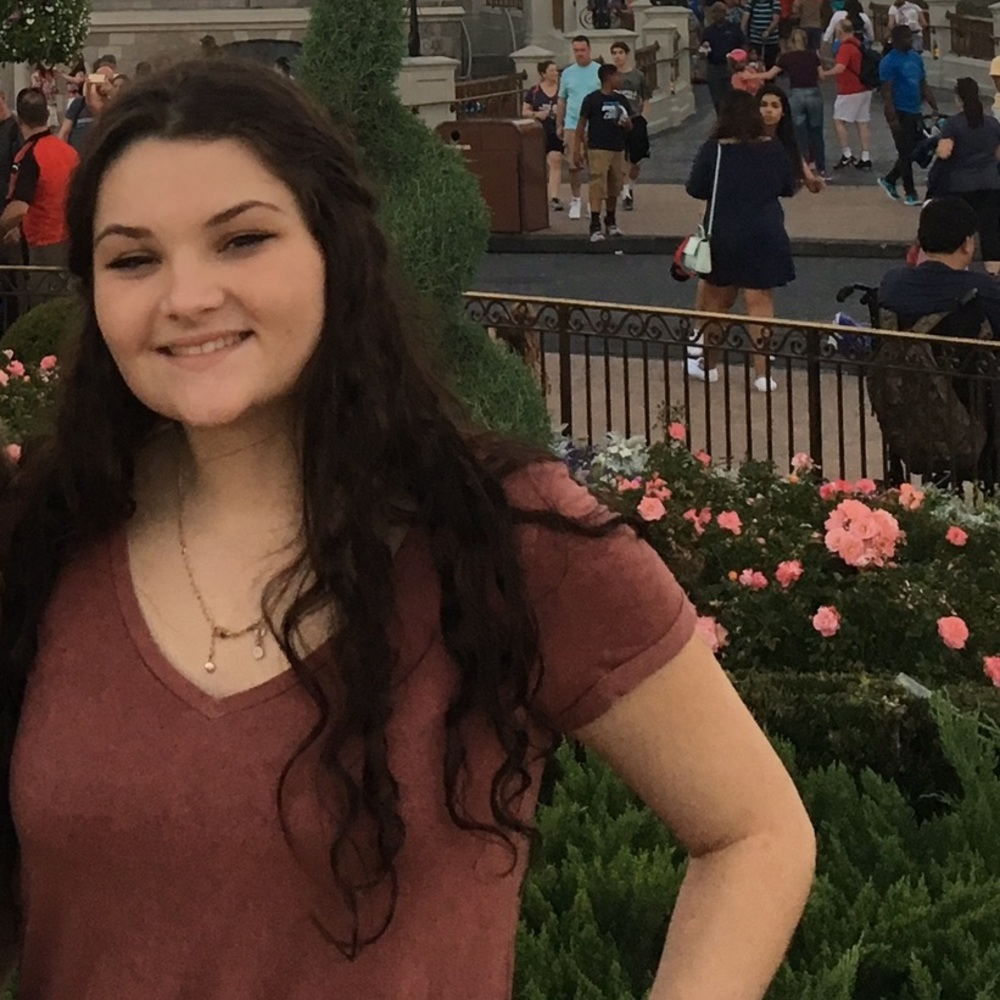 Meet your Posher, Marissa