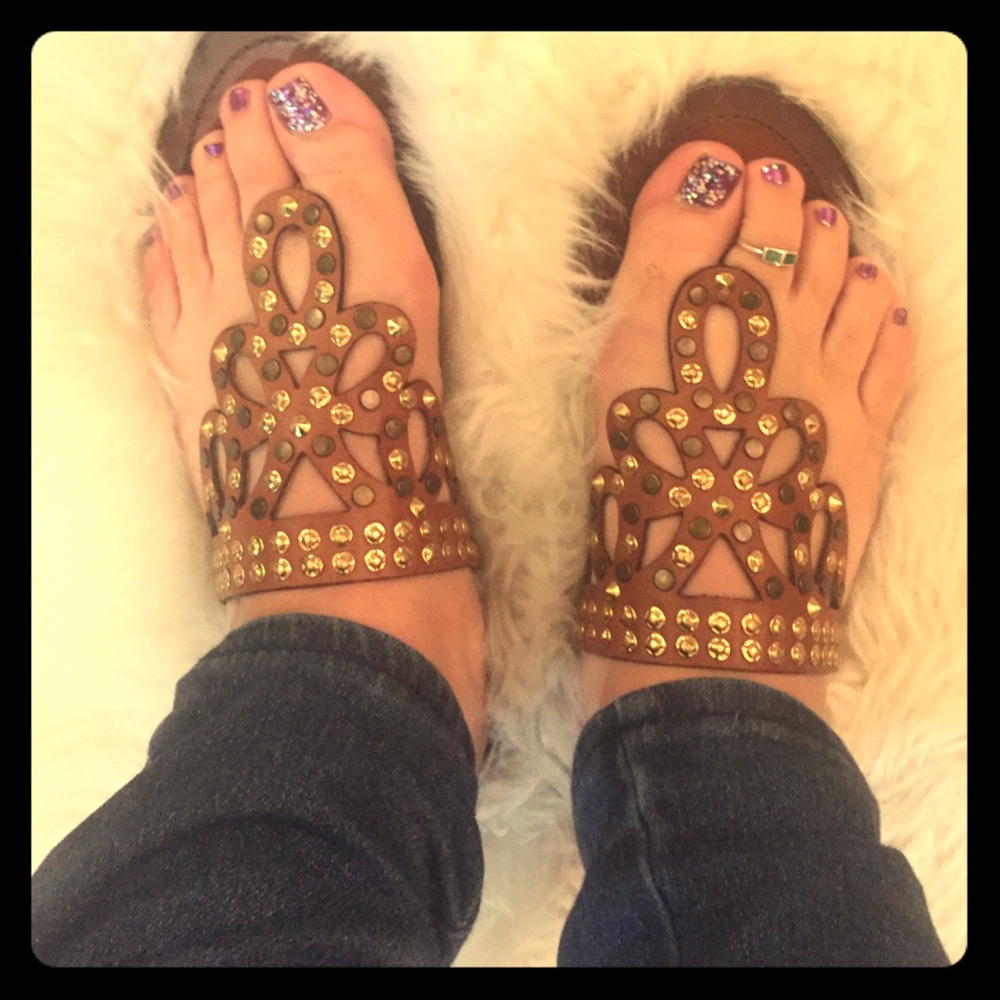 Frye thong sandal *_*