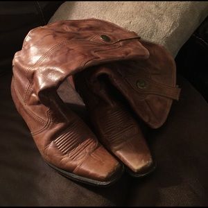 Charlie 1 Horse Lucchese Boots.