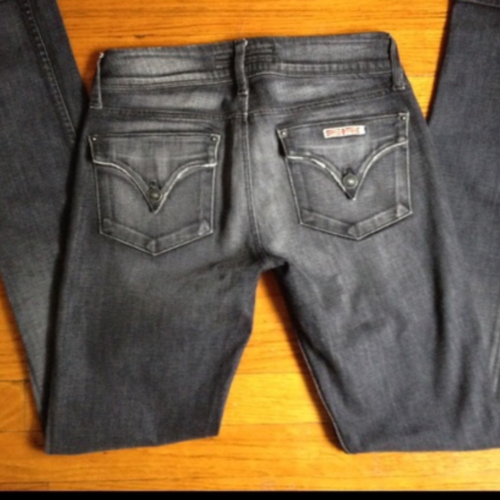 Hudsons dark gray/ black!