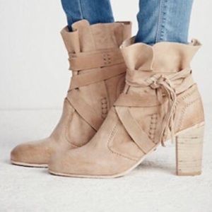 Seven Wonders Heel Boot Nude 38 Euro