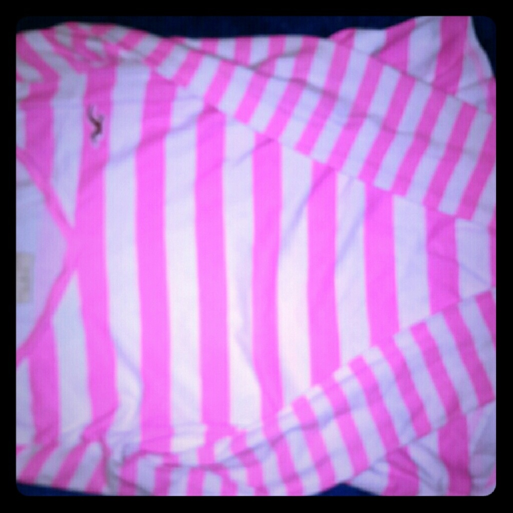 Dosent fit right,.looking to trade or sell(: