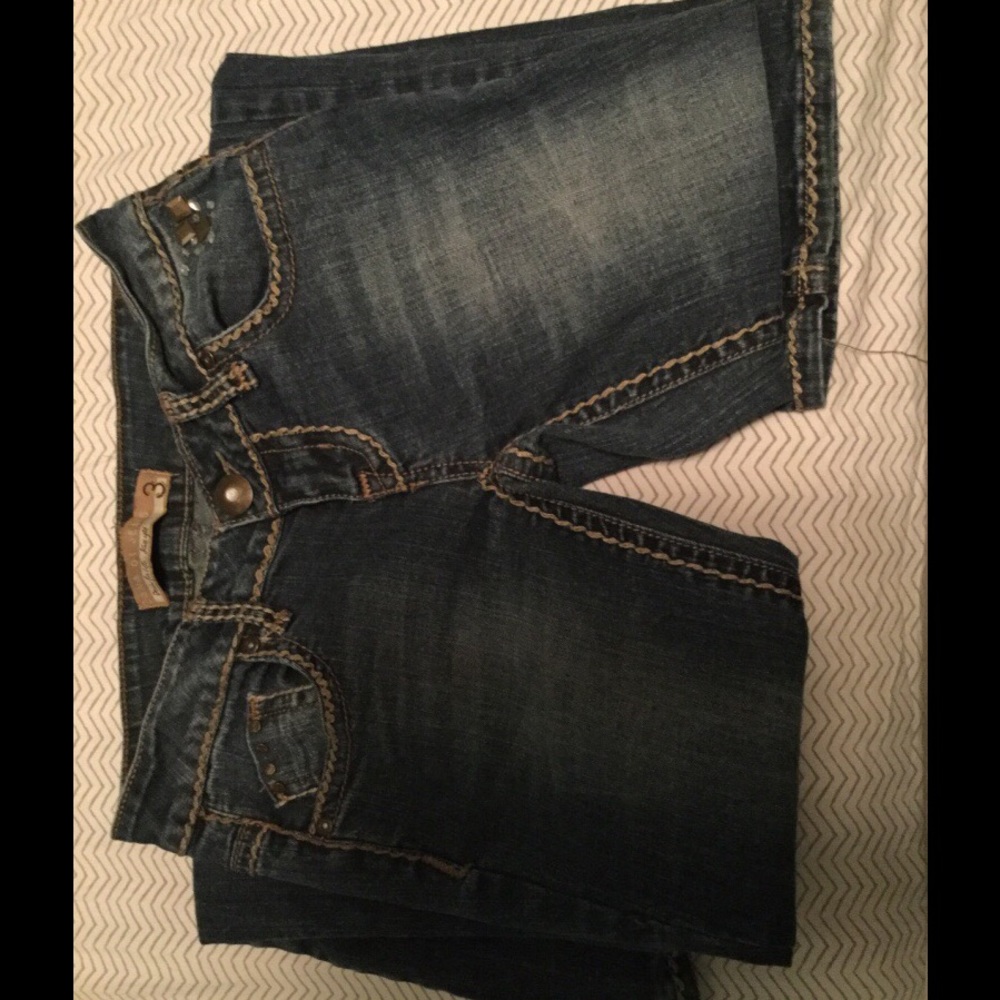 Zana De Jeans