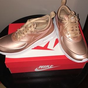 Nike metallic Air Max Thea