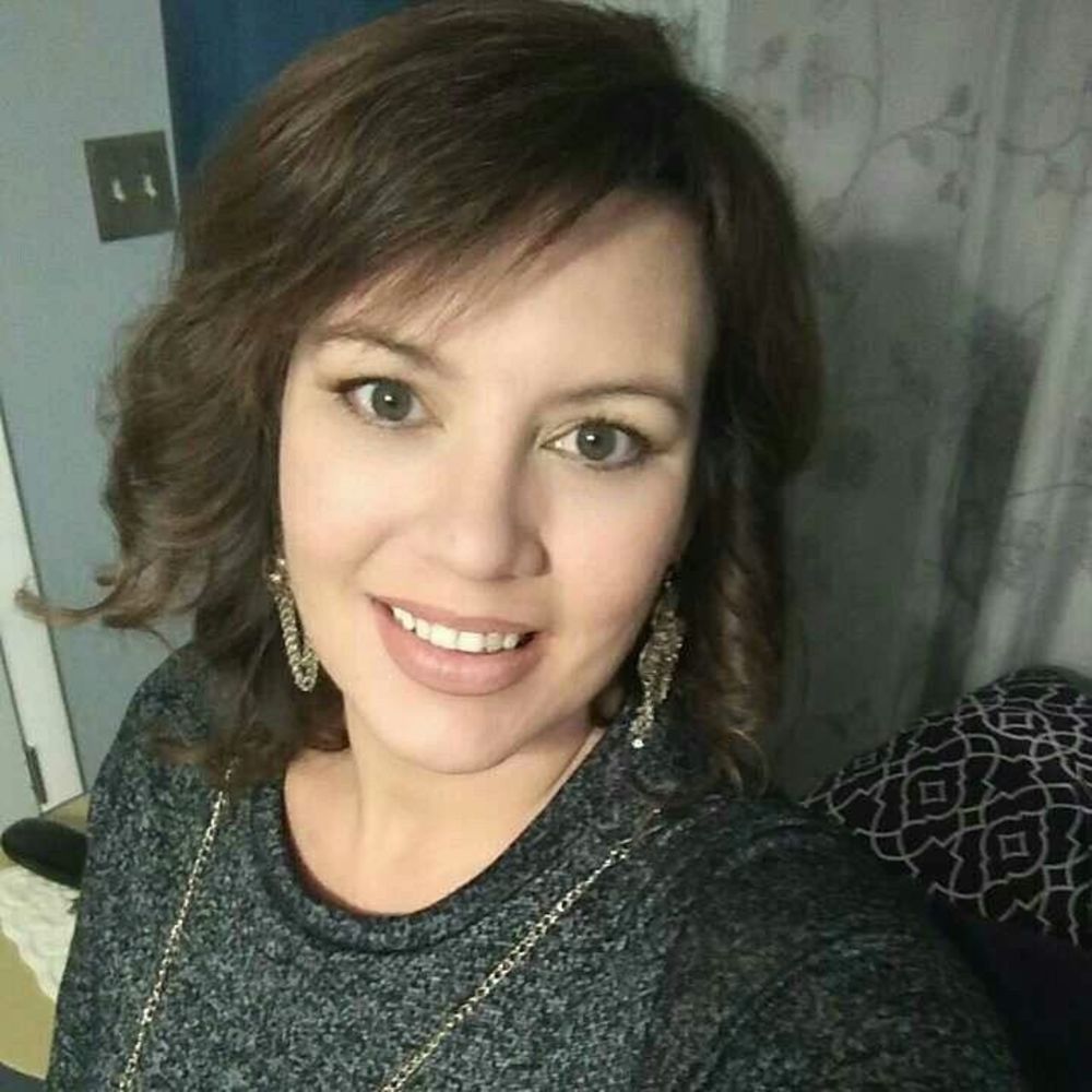 Meet your Posher, Lorrie