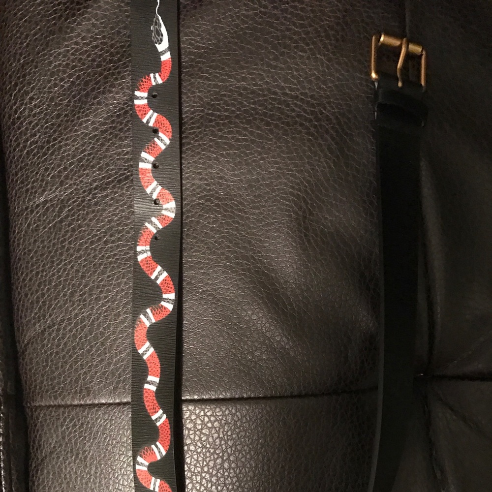 Gucci leather snake belt worn once