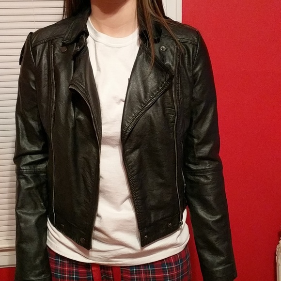 Jacket - Picture 2 of 4