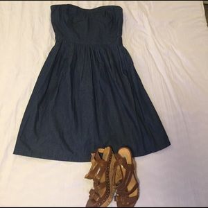 Strapless dress