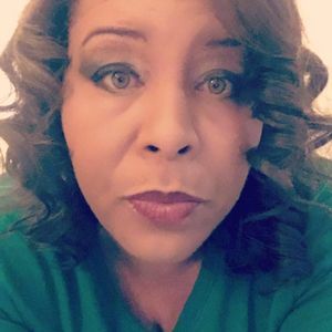 Meet your Posher, Errica