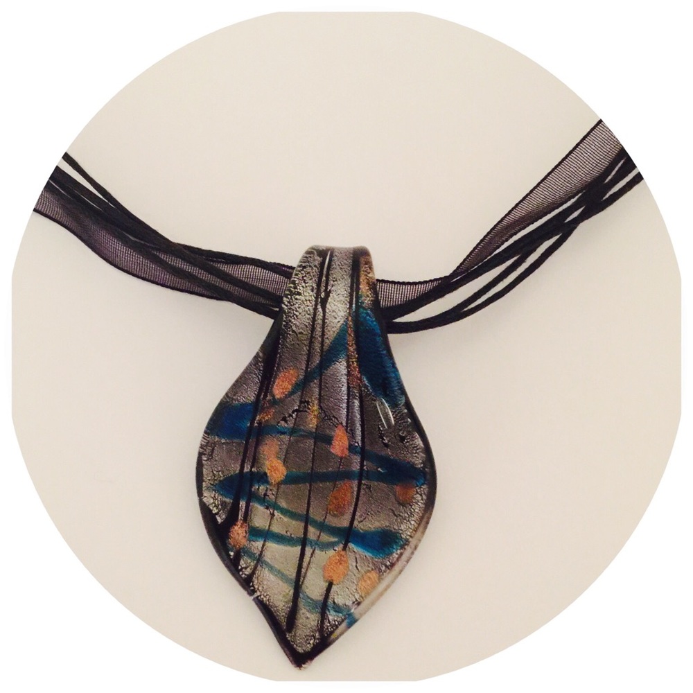 Pendant With Ribbon Necklace