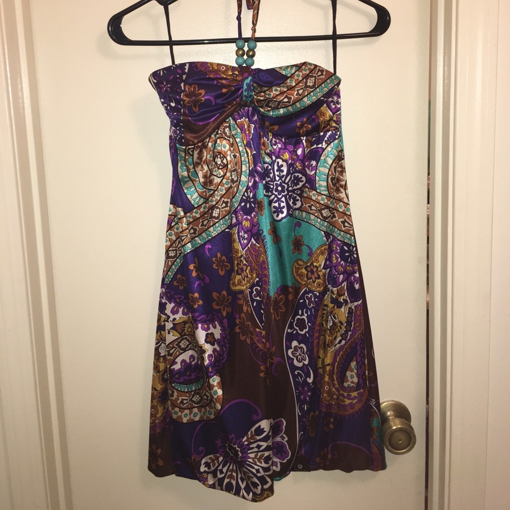 Halter dress. Size small. Great for the beach.