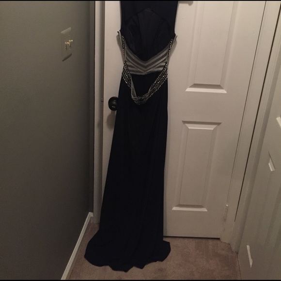 Beautiful navy blue open back prom dress - Picture 4 of 7