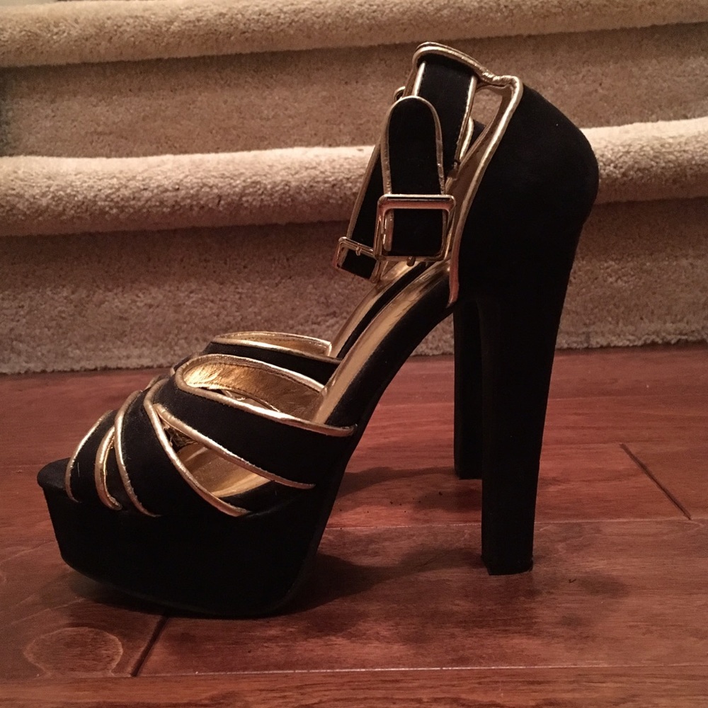 Black heel
