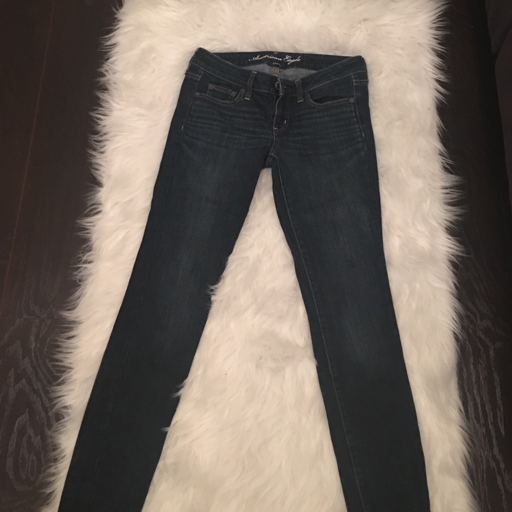 American eagle skinny dark wash jeans size 4