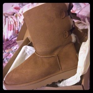 Bailey Bow UGG boots BRAND NEW NEVER WORN