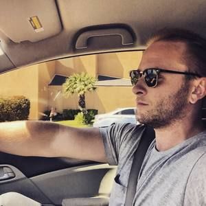 Meet your Posher, Hunter