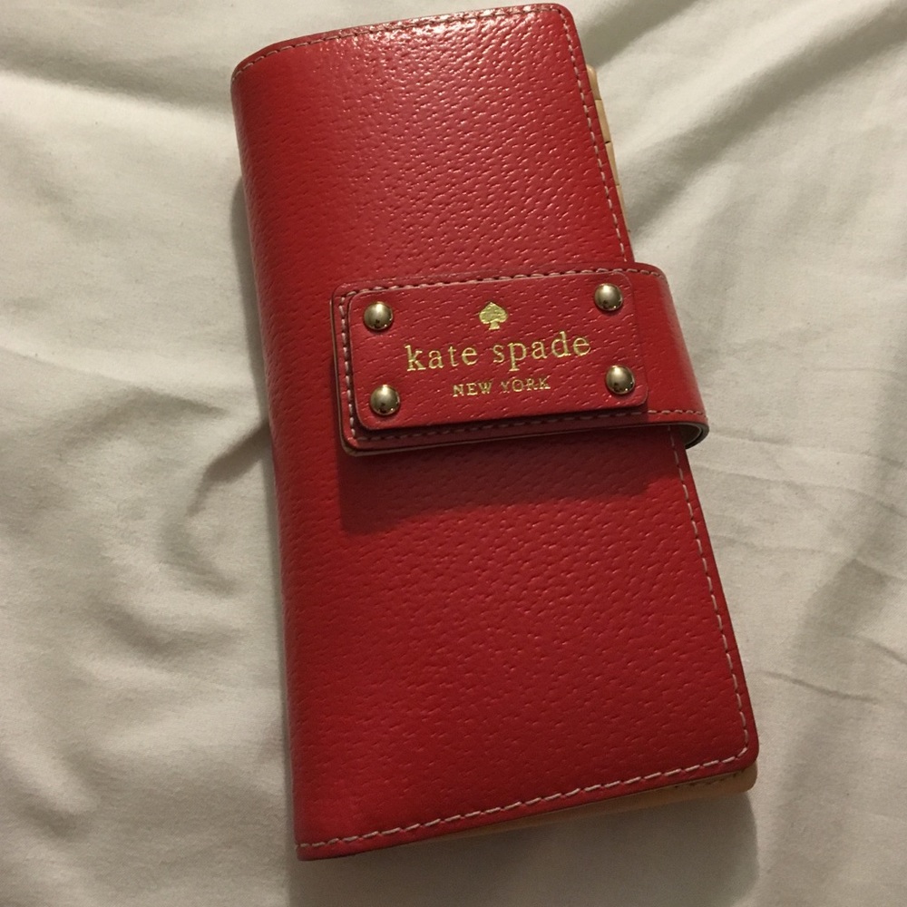 Red Kate spade wallet 👛👛👛