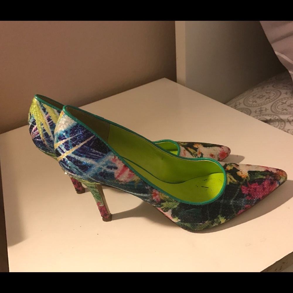 Nine West pumps