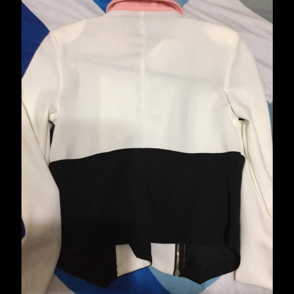 Jacket - Picture 3 of 4