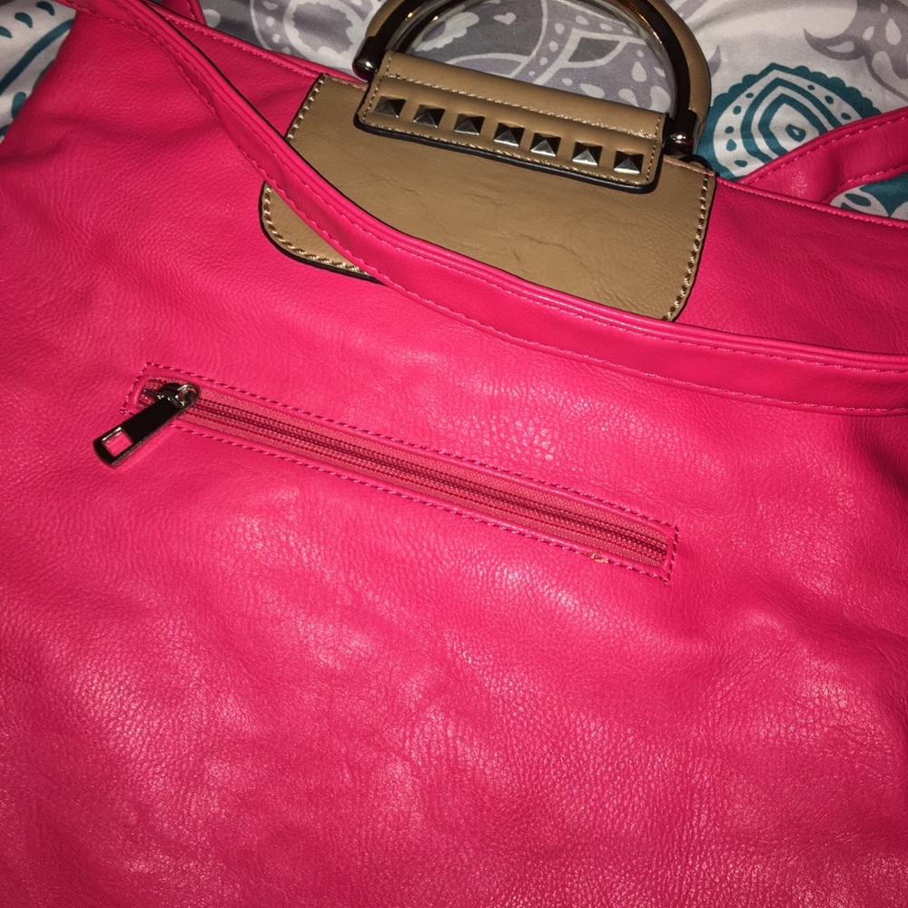 Spring Handbag with strap 💋 - Picture 3 of 3