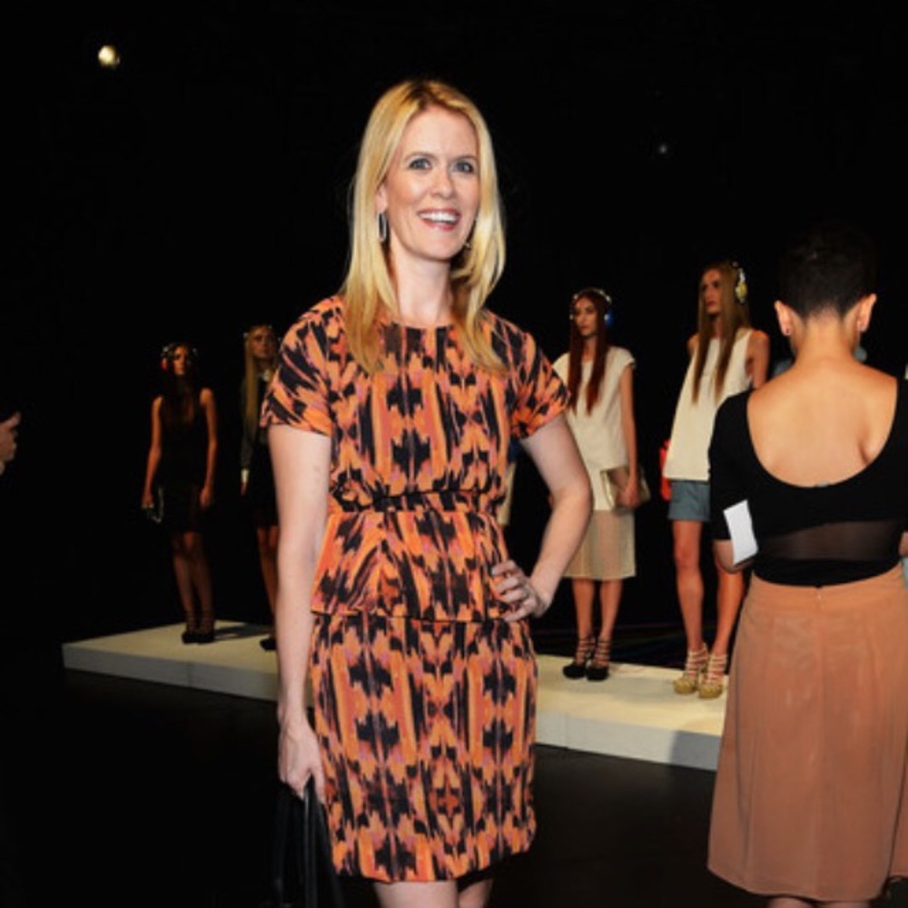 MAKE AN OFFER - W118 Walter Baker Dress Sz M